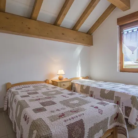 Hébergement de vacances De La Bresse Saint-Georges-Des-Hurtieres
